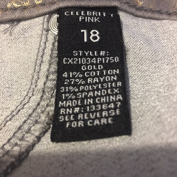 4/$25 CELEBRITY PINK Skinny Jeans - Picture 5 of 9